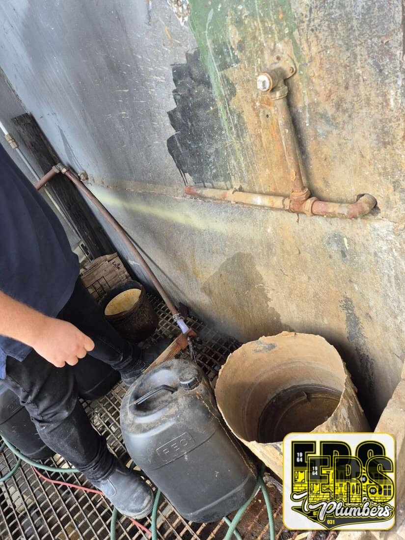 Neat burst pipe repair with PEX pipework by ERS Plumbers